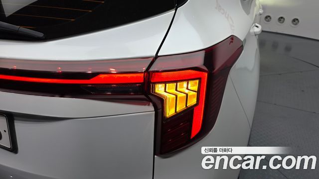 Kia Seltos 2023 — photo 9