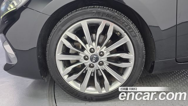 Kia K7 2020 — photo 7