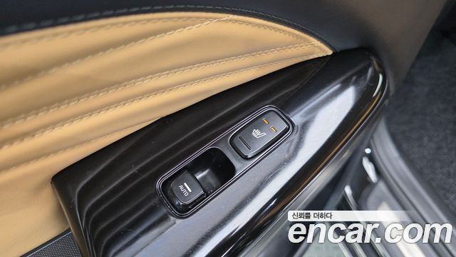 Kia K7 2020 — photo 30