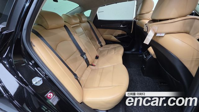 Kia K7 2020 — photo 32
