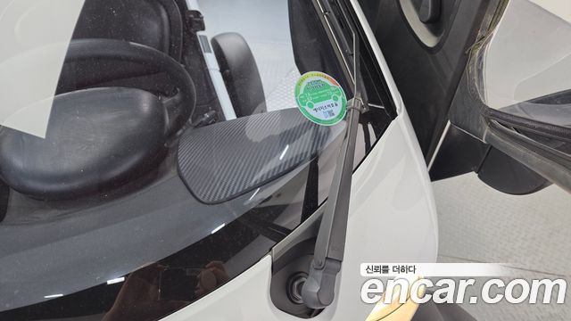 Renault Korea Twizy 2020 — photo 18