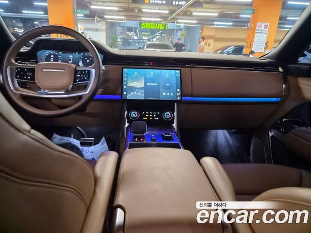 Land Rover Range Rover 2023 — photo 9