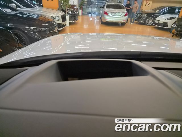 Land Rover Range Rover 2023 — photo 14