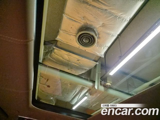 Land Rover Range Rover 2023 — photo 19