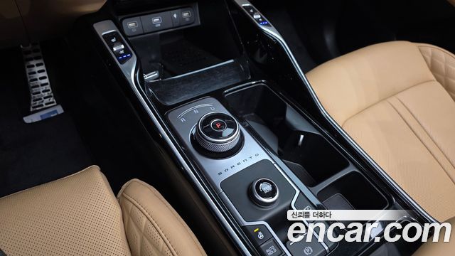 Kia Sorento 2023 — photo 12