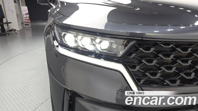 Kia Sorento 2023 — photo 8