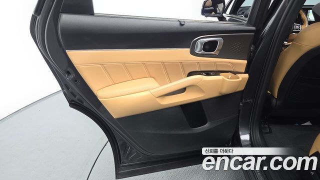 Kia Sorento 2023 — photo 15