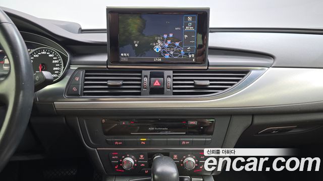 Audi A6 2018 — photo 18