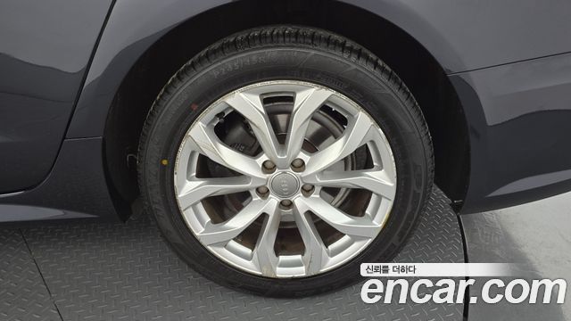 Audi A6 2018 — photo 7