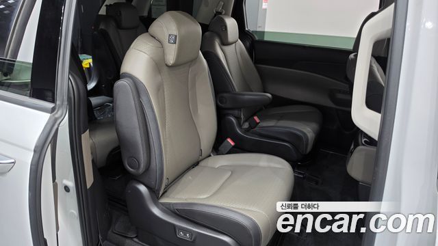 Kia Canival 2024 — photo 17
