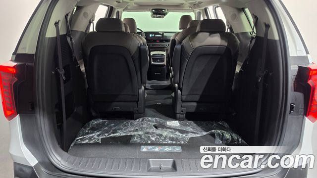 Kia Canival 2024 — photo 26
