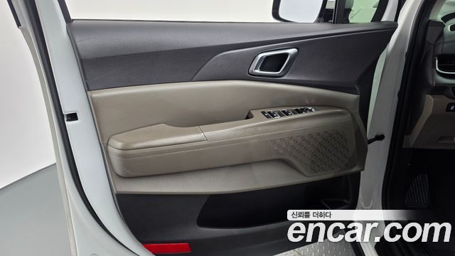 Kia Canival 2024 — photo 14