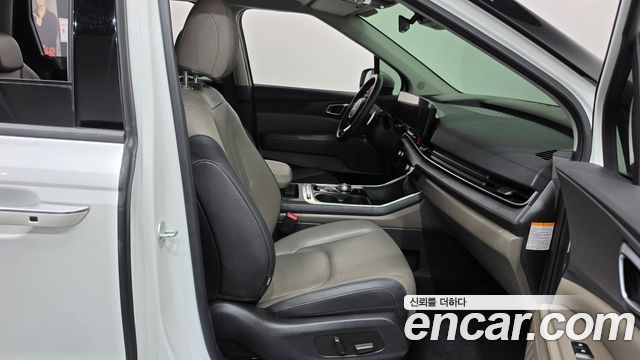 Kia Canival 2024 — photo 16