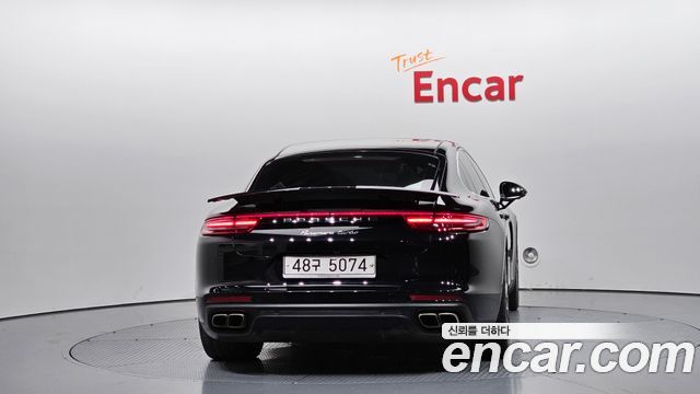Porsche Panamera 2018 — photo 4