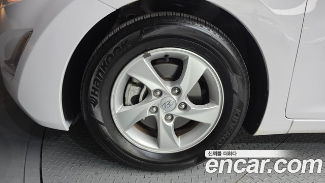 Hyundai AVANTE 2015 — photo 5