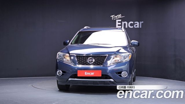 Nissan Pathfinder 2015 — photo 3