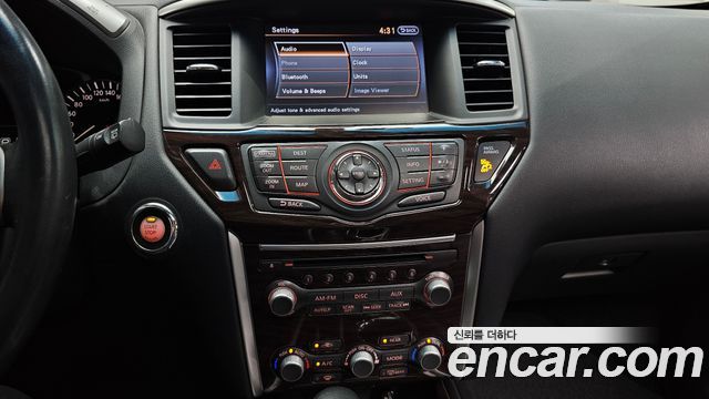 Nissan Pathfinder 2015 — photo 13
