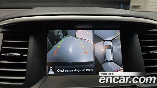 Nissan Pathfinder 2015 — photo 14