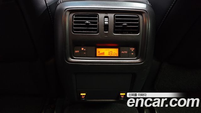 Nissan Pathfinder 2015 — photo 17