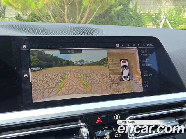 BMW 3-Series 2019 — photo 8