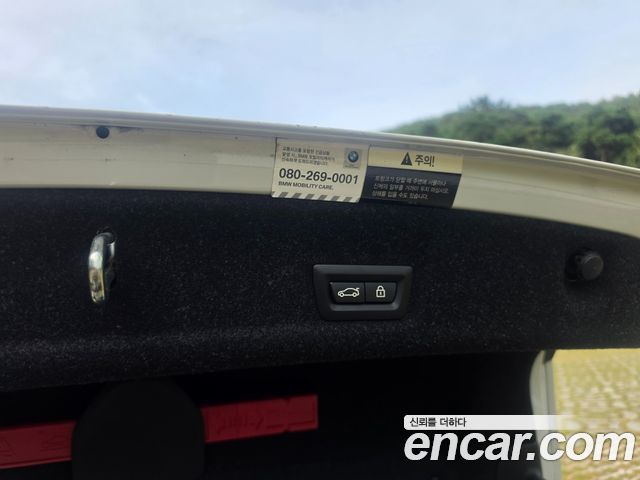 BMW 3-Series 2019 — photo 15