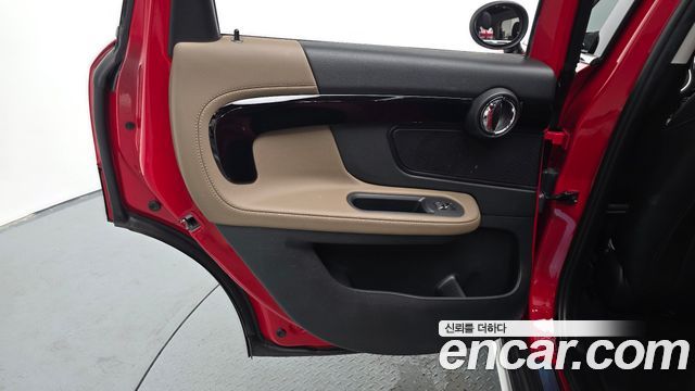 Mini Countryman 2020 — photo 15