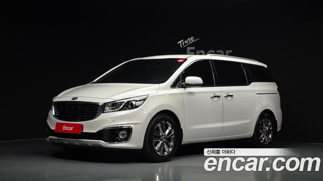 Kia Canival 2018 — photo 1