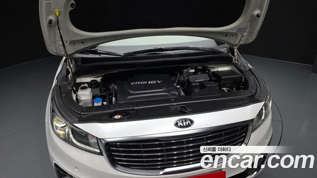 Kia Canival 2018 — photo 6