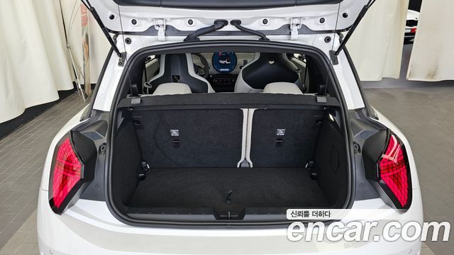 Mini Cooper 2024 — photo 26