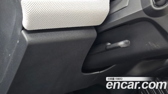 Mini Cooper 2024 — photo 27