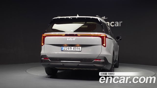 Kia Canival 2025 — photo 4