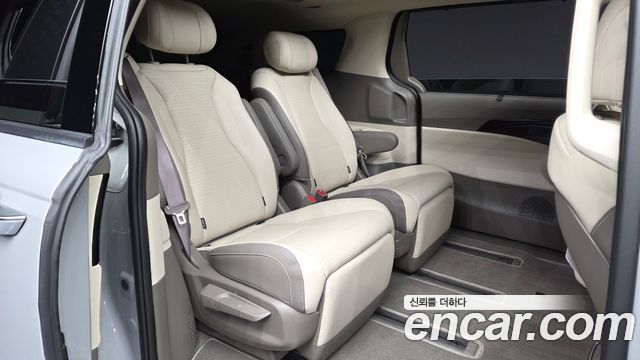Kia Canival 2025 — photo 12