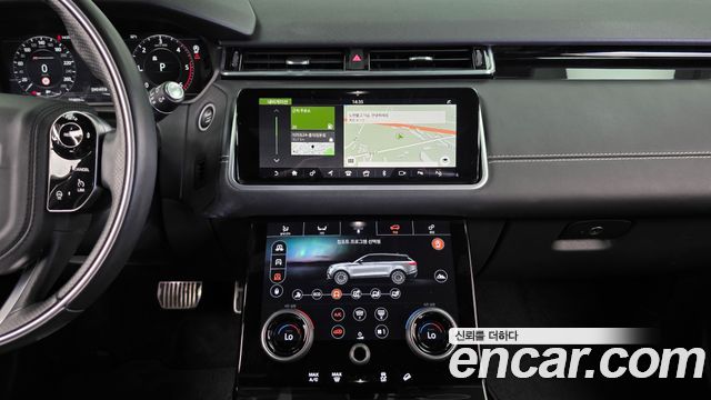 Land Rover Range Rover Velar 2019 — photo 20