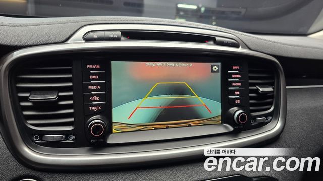 Kia Sorento 2016 — photo 21