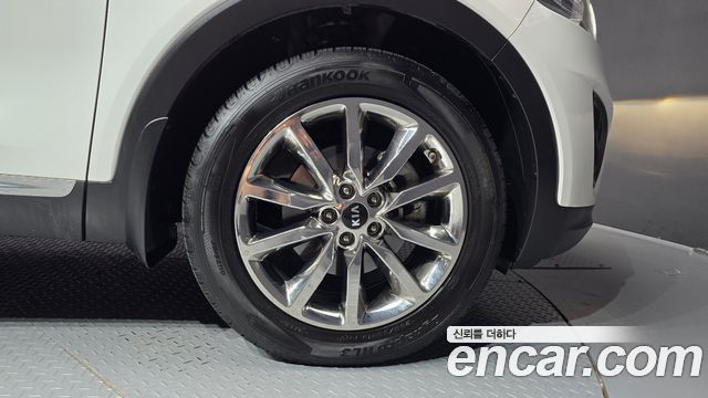 Kia Sorento 2016 — photo 7