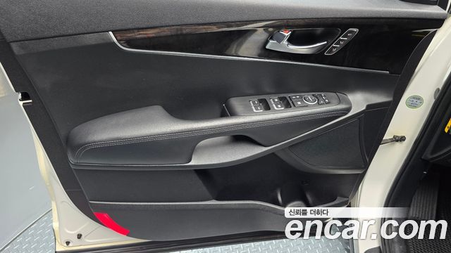 Kia Sorento 2016 — photo 14
