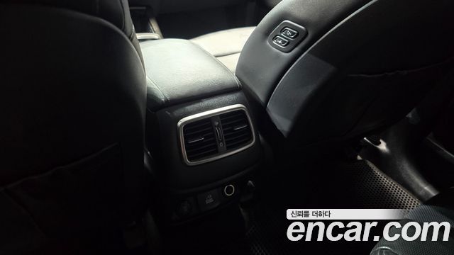 Kia Sorento 2016 — photo 31