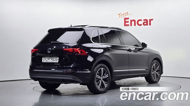 Volkswagen Tiguan 2020 — photo 2
