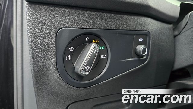 Volkswagen Tiguan 2020 — photo 14