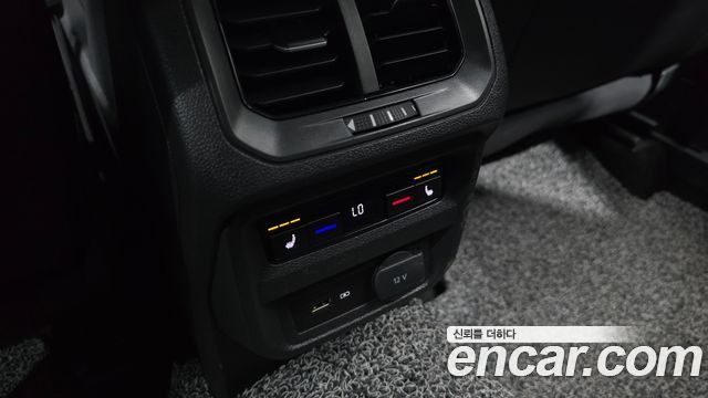 Volkswagen Tiguan 2020 — photo 18