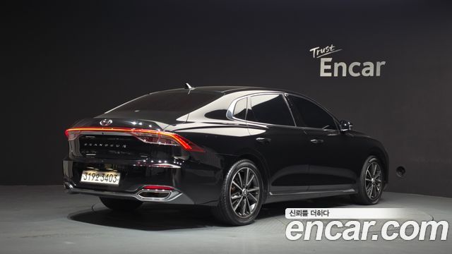 Hyundai Grandeur 2022 — photo 2
