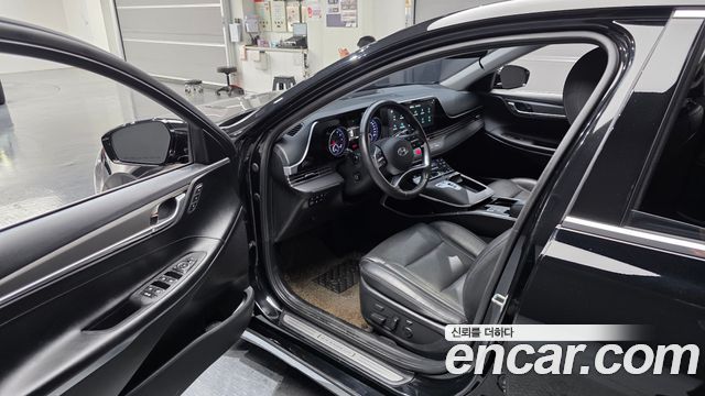 Hyundai Grandeur 2022 — photo 13