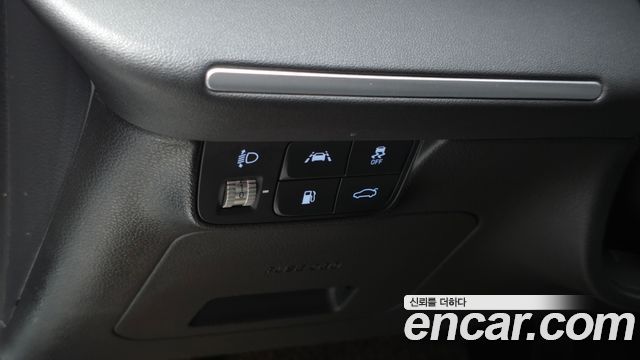 Hyundai Grandeur 2022 — photo 28