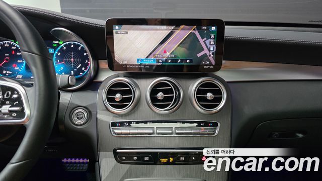 Mercedes-Benz GLC-Class 2022 — photo 19