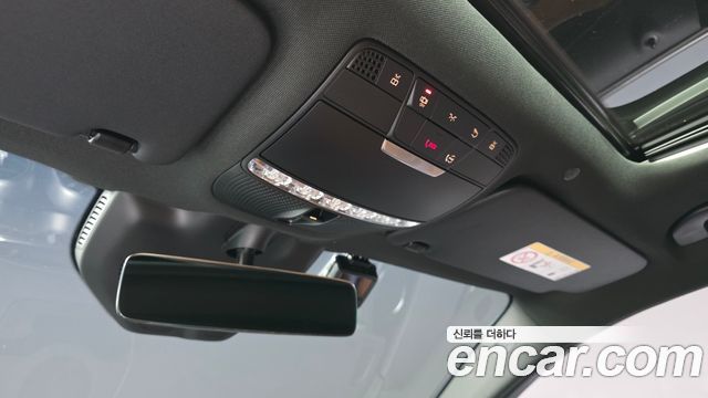 Mercedes-Benz GLC-Class 2022 — photo 25