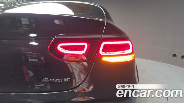 Mercedes-Benz GLC-Class 2022 — photo 9