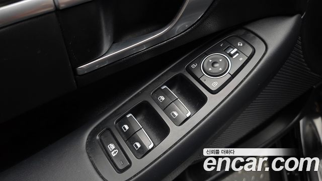 Hyundai Sonata 2020 — photo 28