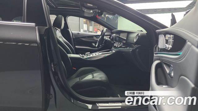 Mercedes-Benz AMG GT 2022 — photo 16