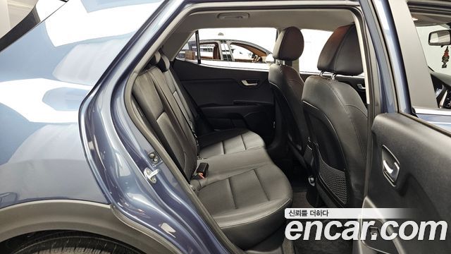 Kia Stonic 2019 — photo 18