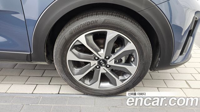 Kia Stonic 2019 — photo 7